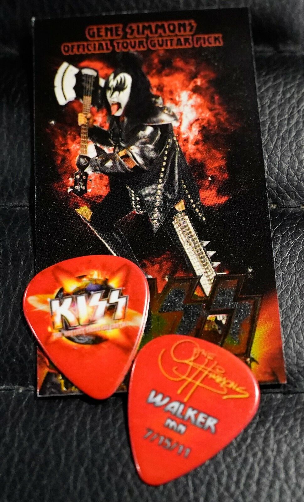 Kiss 071511 Walker Gene Simmons Guitar Pick Hottest Show On Earth Tour